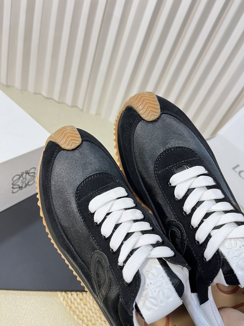 Loewe Sneakers